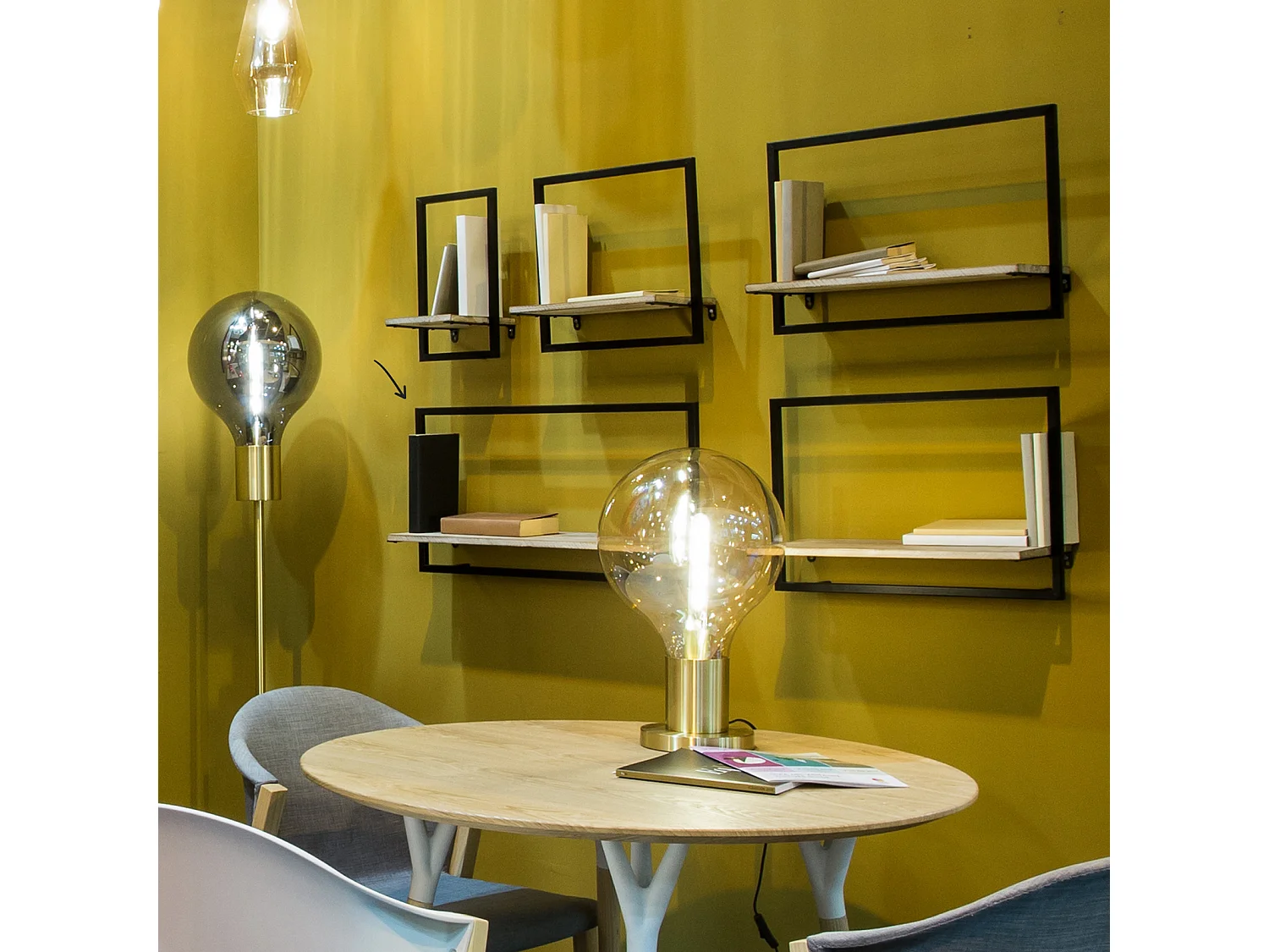 Estantería Decorativa de Pared en Madera y Metal Pärumm Lick 65x23x35 cm 1 Balda Diseño Vertical Industrial