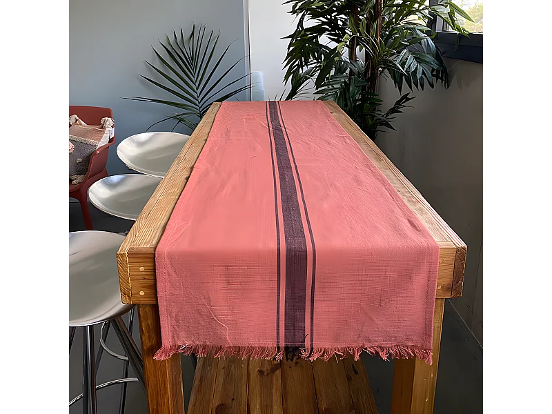 Chemin de table en coton modèle Kila