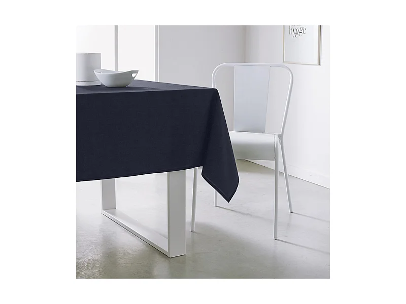 100% polyester rechthoekig tafelkleed in effen kleuren. Afmeting: 150x250cm Marine