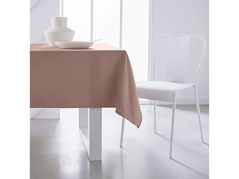 Nappe rectangulaire 100% polyester de couleurs unies. Mesure: 150x250cm Rose