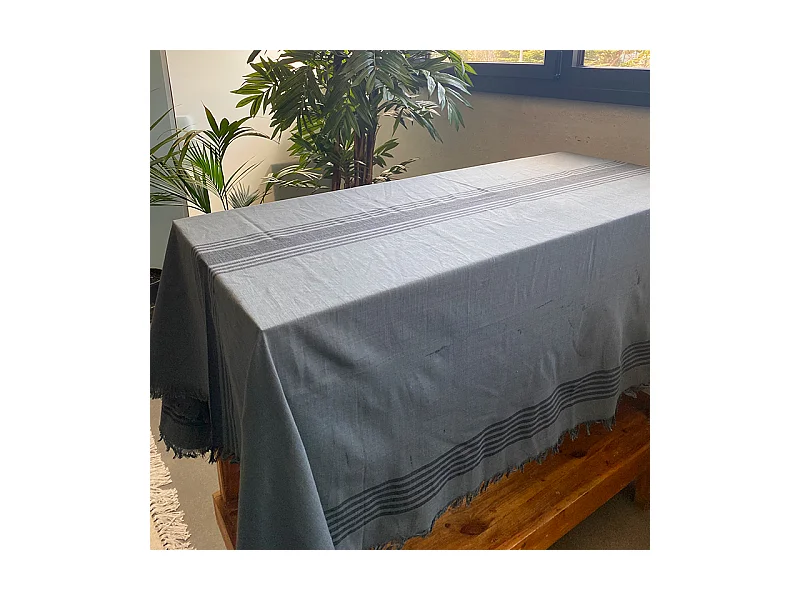 Nappe en coton modèle Kila Gris 140x200cm