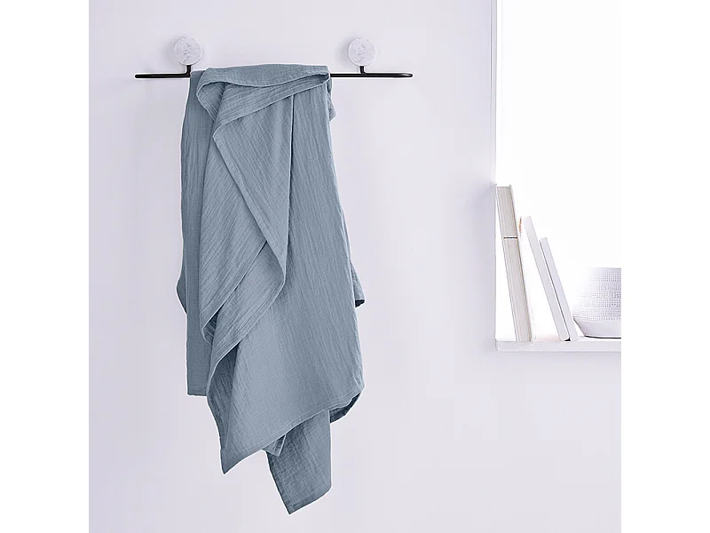 Foulard multiusos de algodón confeccionado con tejido de gasa. Colores lisos. 240x220cm Acero