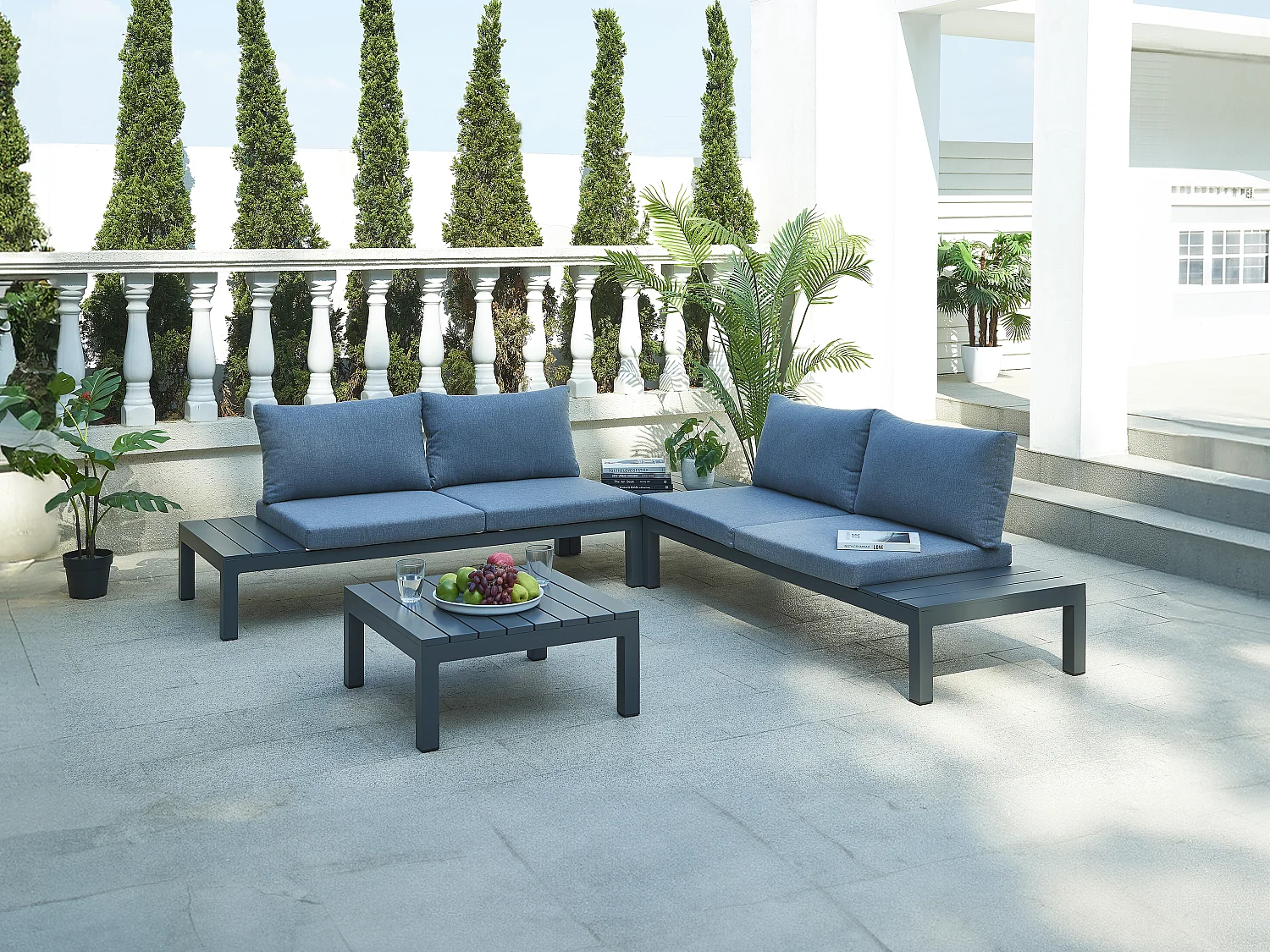 Salon de jardin modulable en aluminium : 1 canapé d'angle + 1 table basse - Anthracite - RISILI de MYLIA