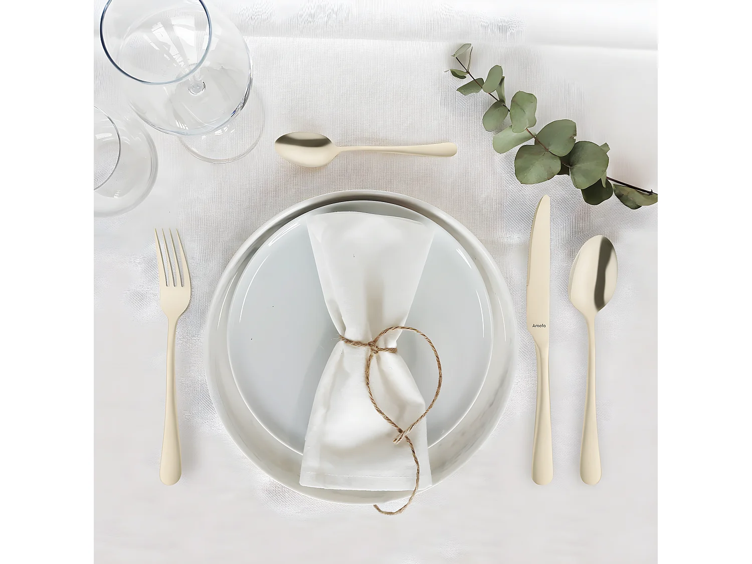 24-teiliges Besteckset Austin Champagne aus Edelstahl mit PVD-Finish