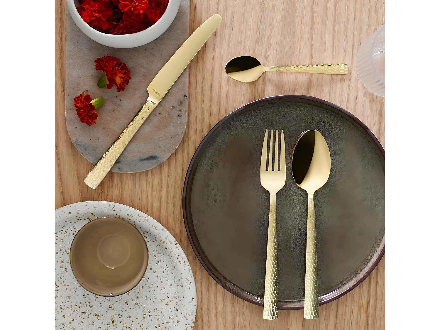 Felicity - ménagère 24 pièces Champagne mat