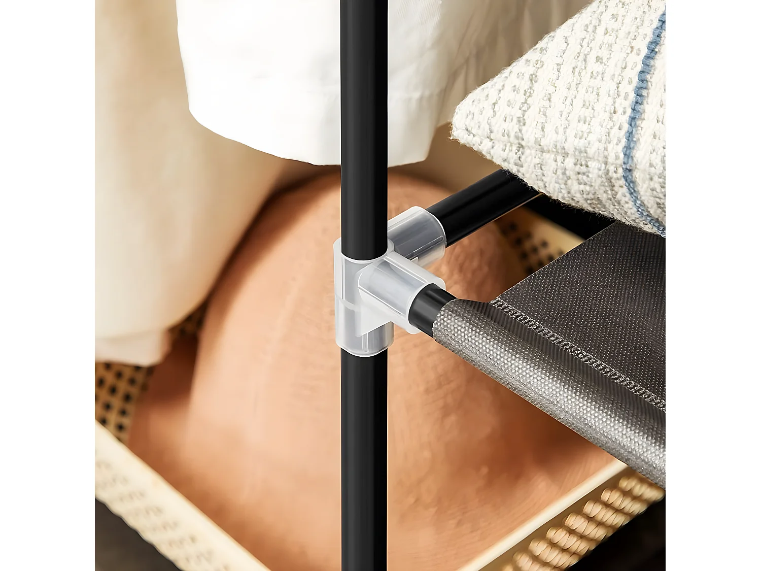 Dressing en Tissus avec Étagères 12 Niveaux et Penderie - L150 cm