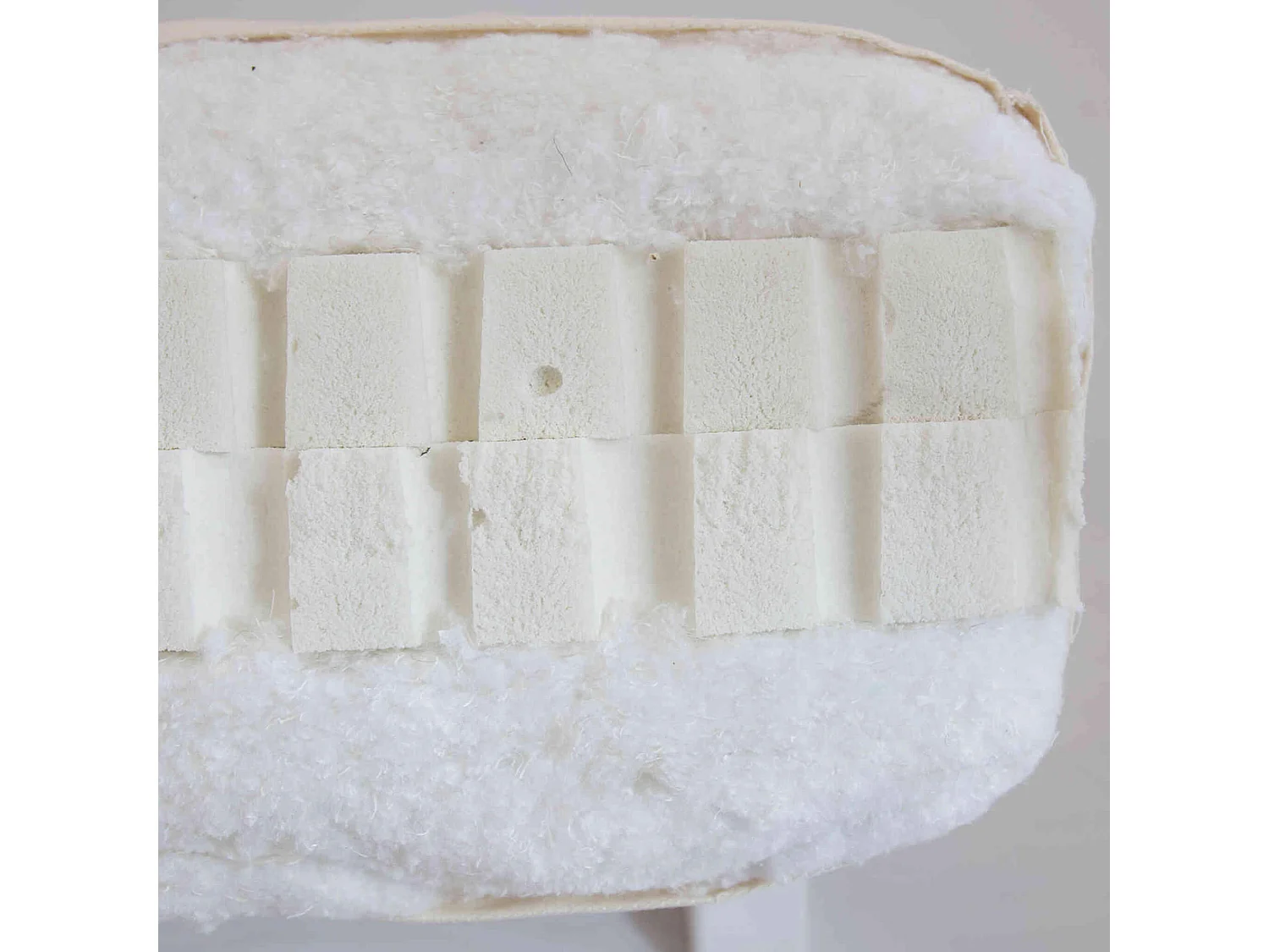 Matelas futon ecru 18 cm double coeur en latex 140x200