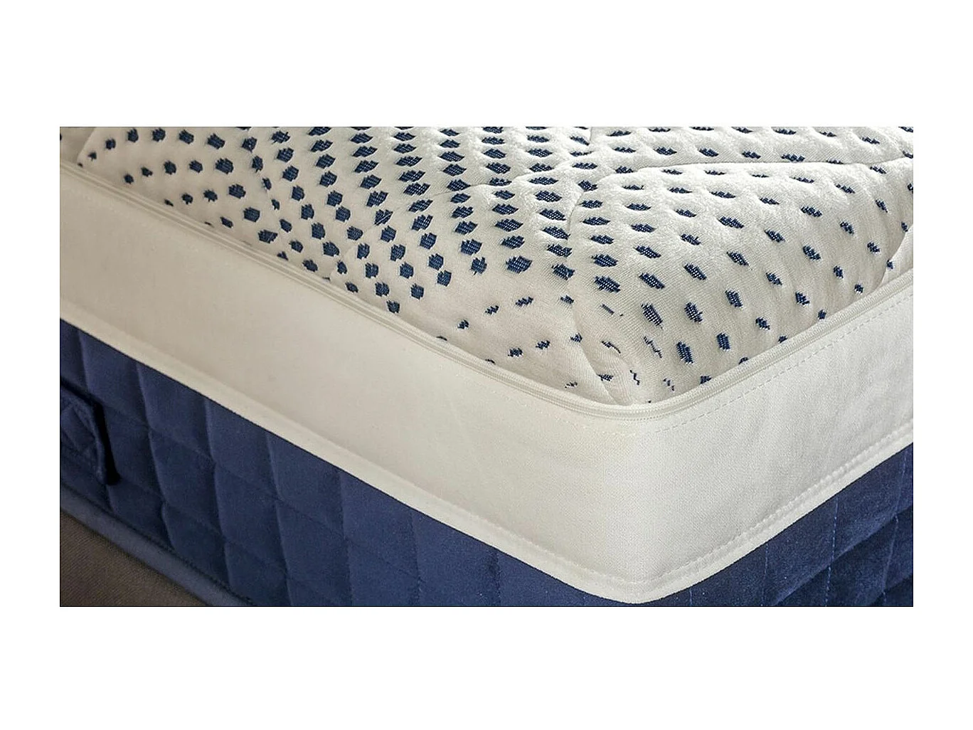 Ensemble matelas ferme 31cm à mémoire de forme et sommier en bois Castellane-90x190