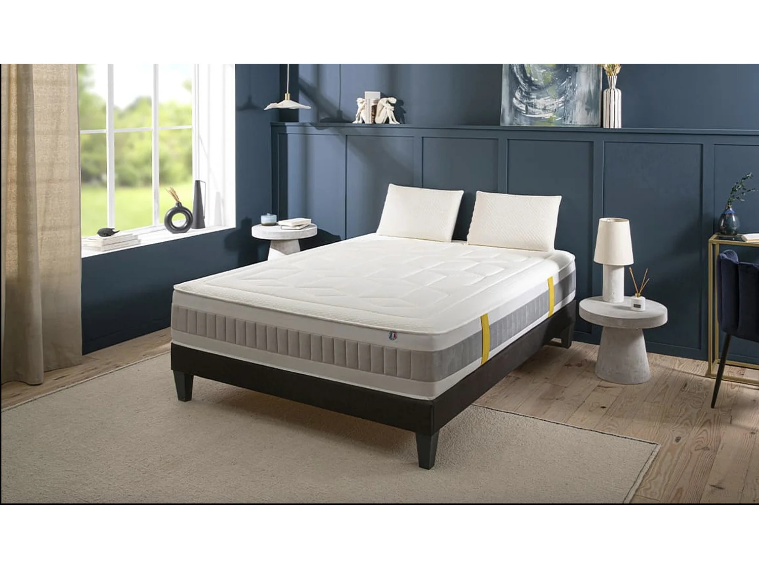 Ensemble matelas ferme 31cm à mémoire de forme et sommier en bois Grand Hôtel-180x200