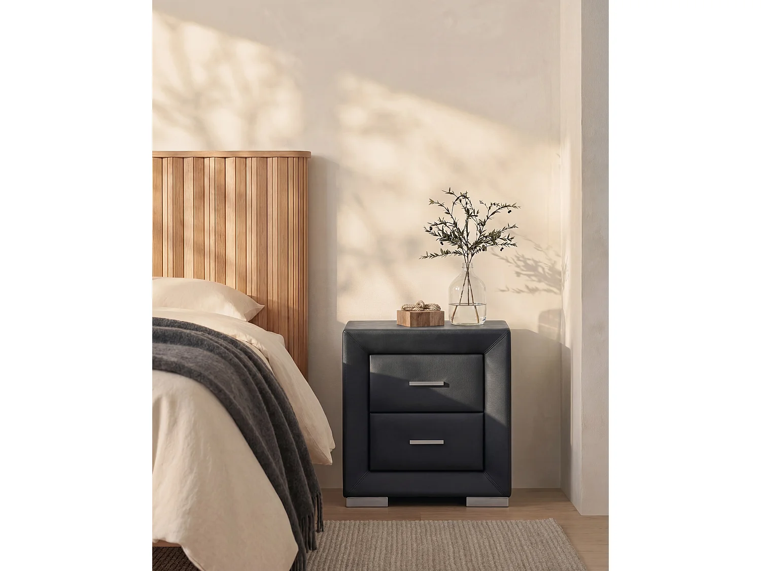 Lot de 2 tables de chevet - 2 tiroirs - Simili noir - CAPITOLE