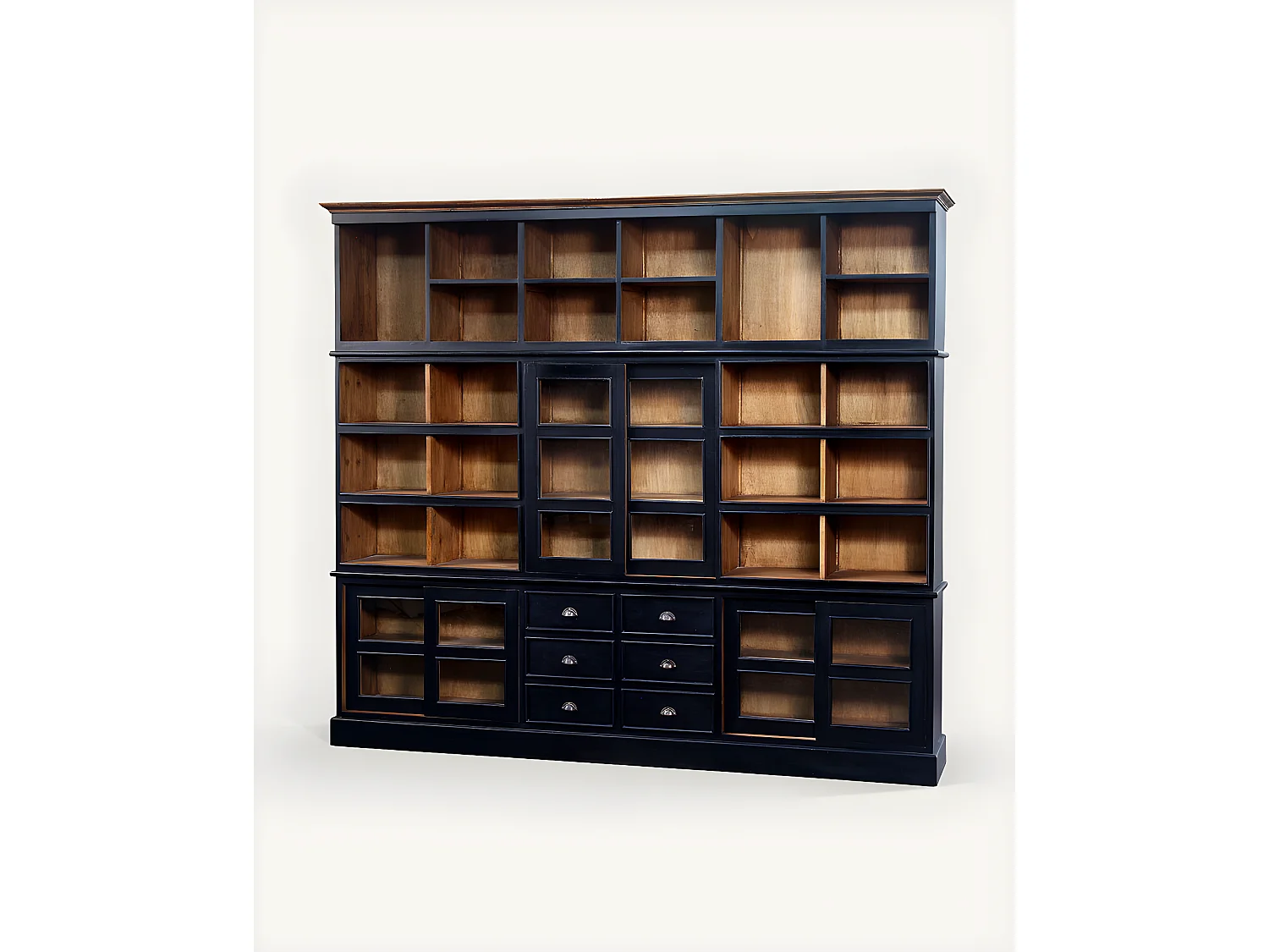 London - Grande bibliothèque noire et naturelle en Mindy massif