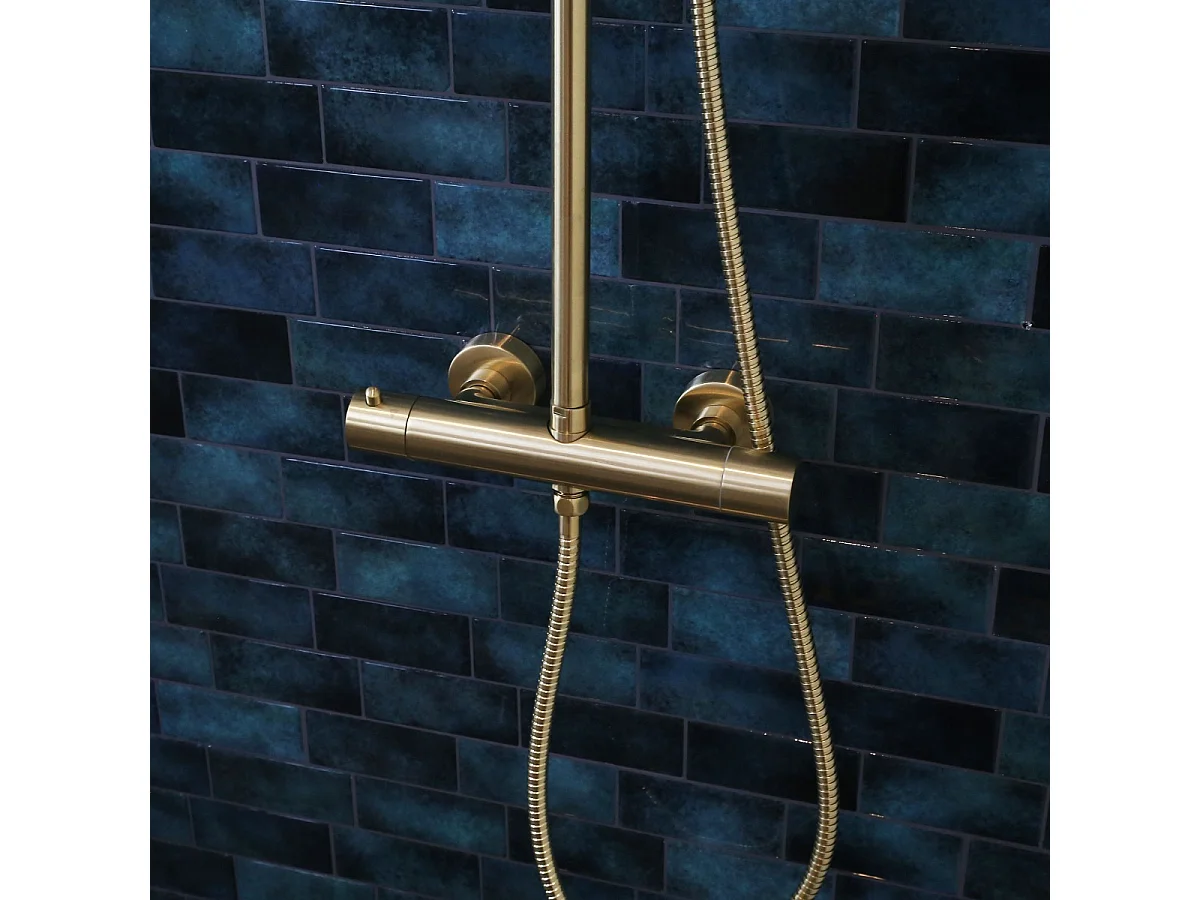 Delice II colonne de douche thermostatique or brossé avec corps froid - Essebagno