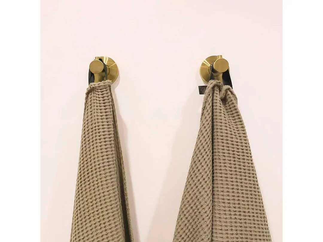 Luisa Wandhaken aus Edelstahl gold gebürstet Essebagno