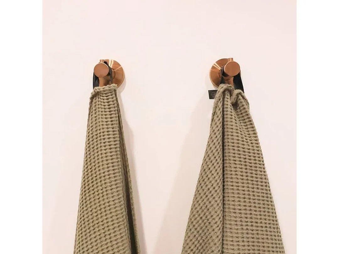 Luisa gancho de parede em aço inoxidável cobre escovado Essebagno