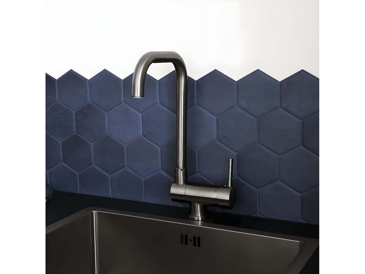 New Oslo mitigeur évier rabattable gris gun métal - Essebagno