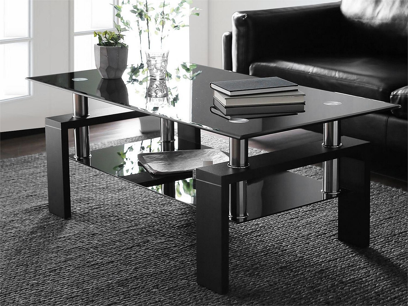 Table Basse - style moderne - plateau en Verre - pieds en bois - verre noir