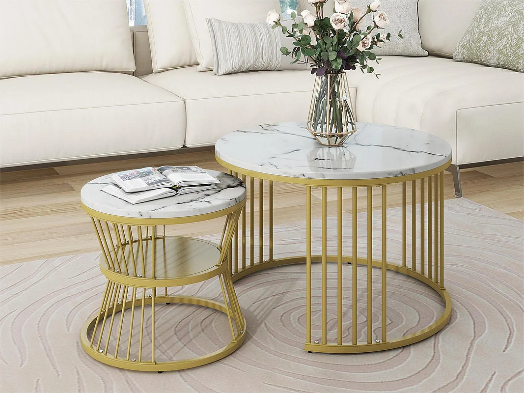 Set di 2 tavolini impilabili - impiallacciatura con motivo marmo e gambe in metallo - bianco e oro