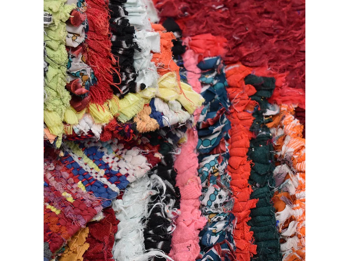 Authentique tapis berbère 135x250 fait main en tissu recyclé multicolore ERFOUD 11