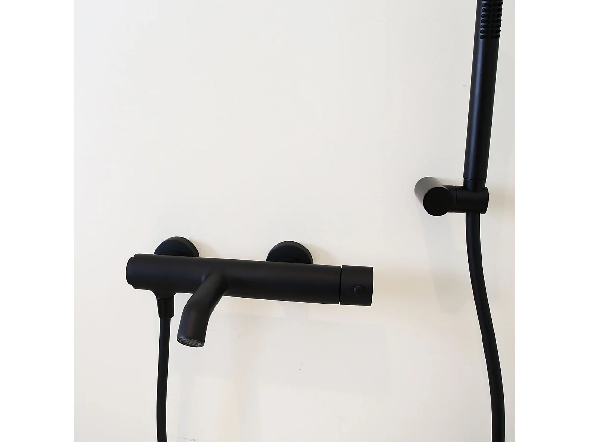 Luisa Mechanische Wannenarmatur schwarz Essebagno