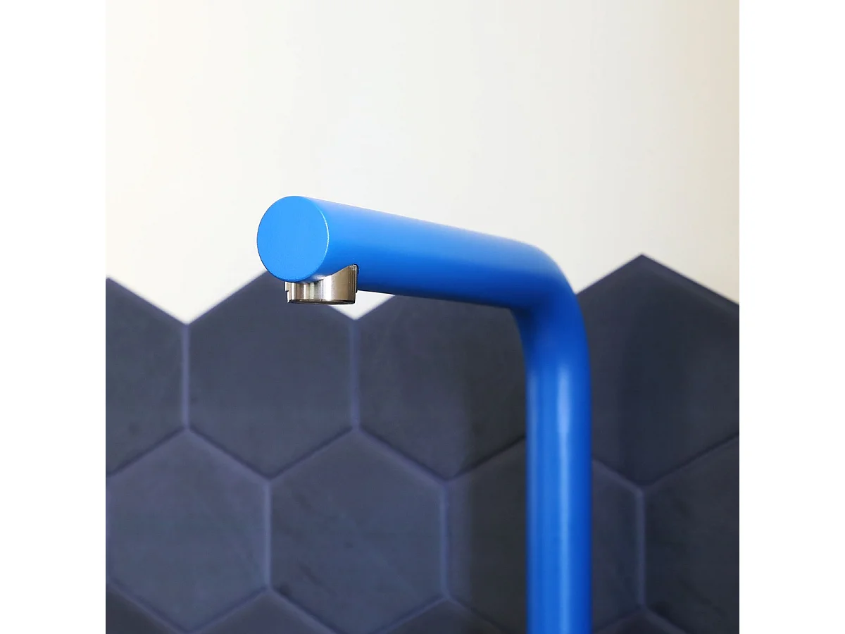 Esseloki mitigeur évier façon inox et bec bleu - Essebagno