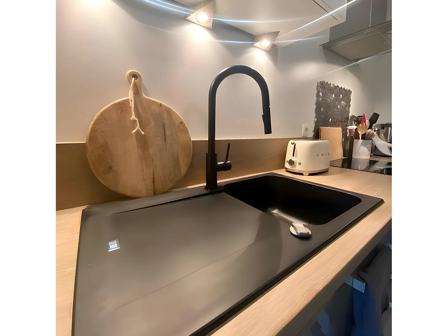 Lisse évier réversible 1 cuve 1 égouttoir en résine noir - Essebagno