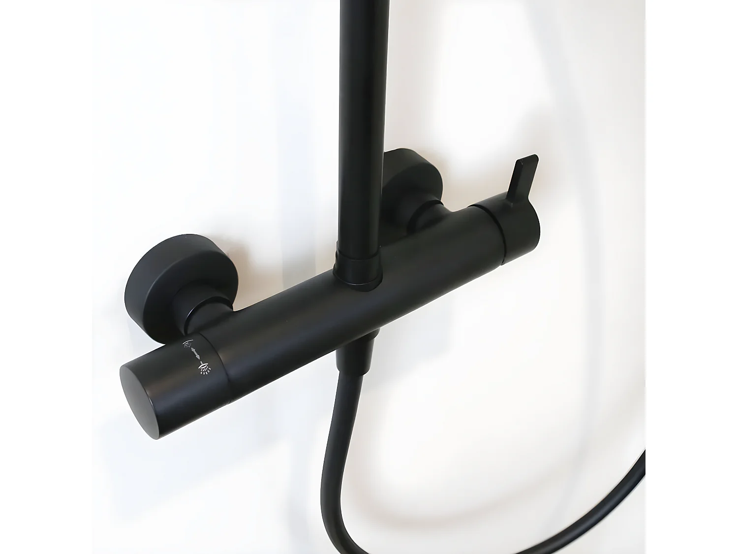 Delice II columna de ducha mecánica negra Essebagno