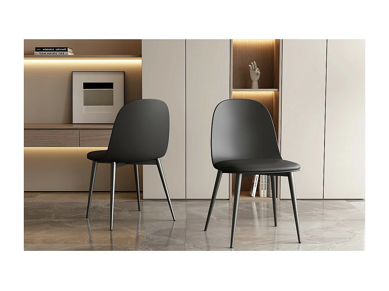 Chaise 'JASMON' coussin PU Noir, dimension H81 x L51 x P44, idéal pour votre cuisine ou salle à manger