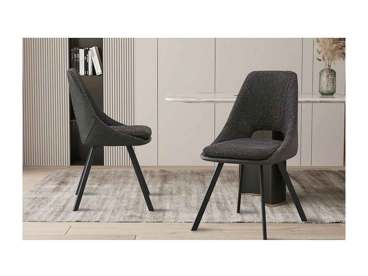 Stuhl mit Bouclé-Bezug für das Esszimmer in Grau. Kollektion FILOU.