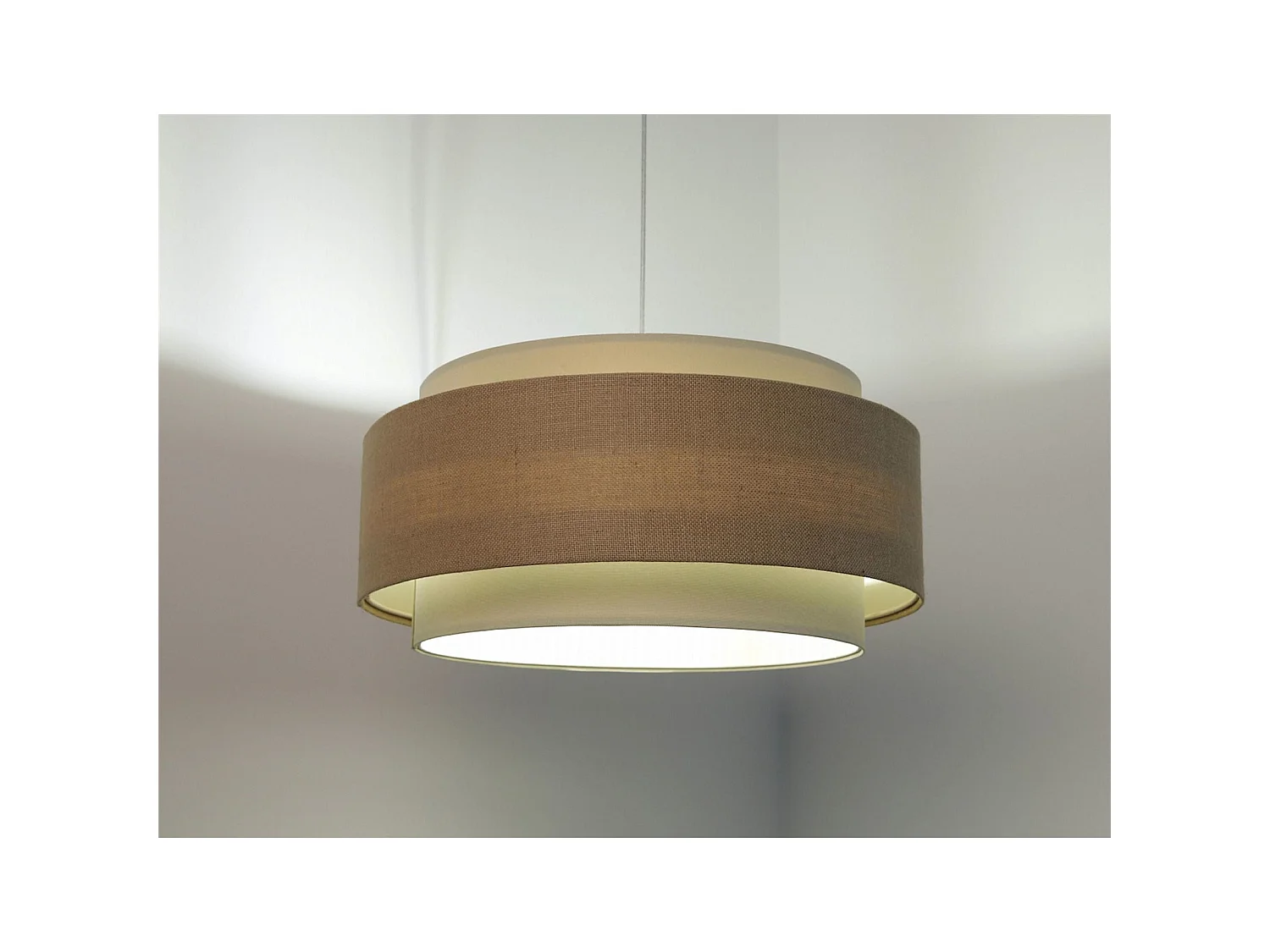 Suspension Extérieur beige, intérieur crème