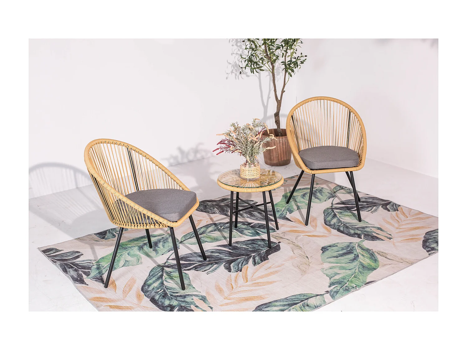 Salotto balcone beige 2 poltrone e 1 tavolo IPANEMA