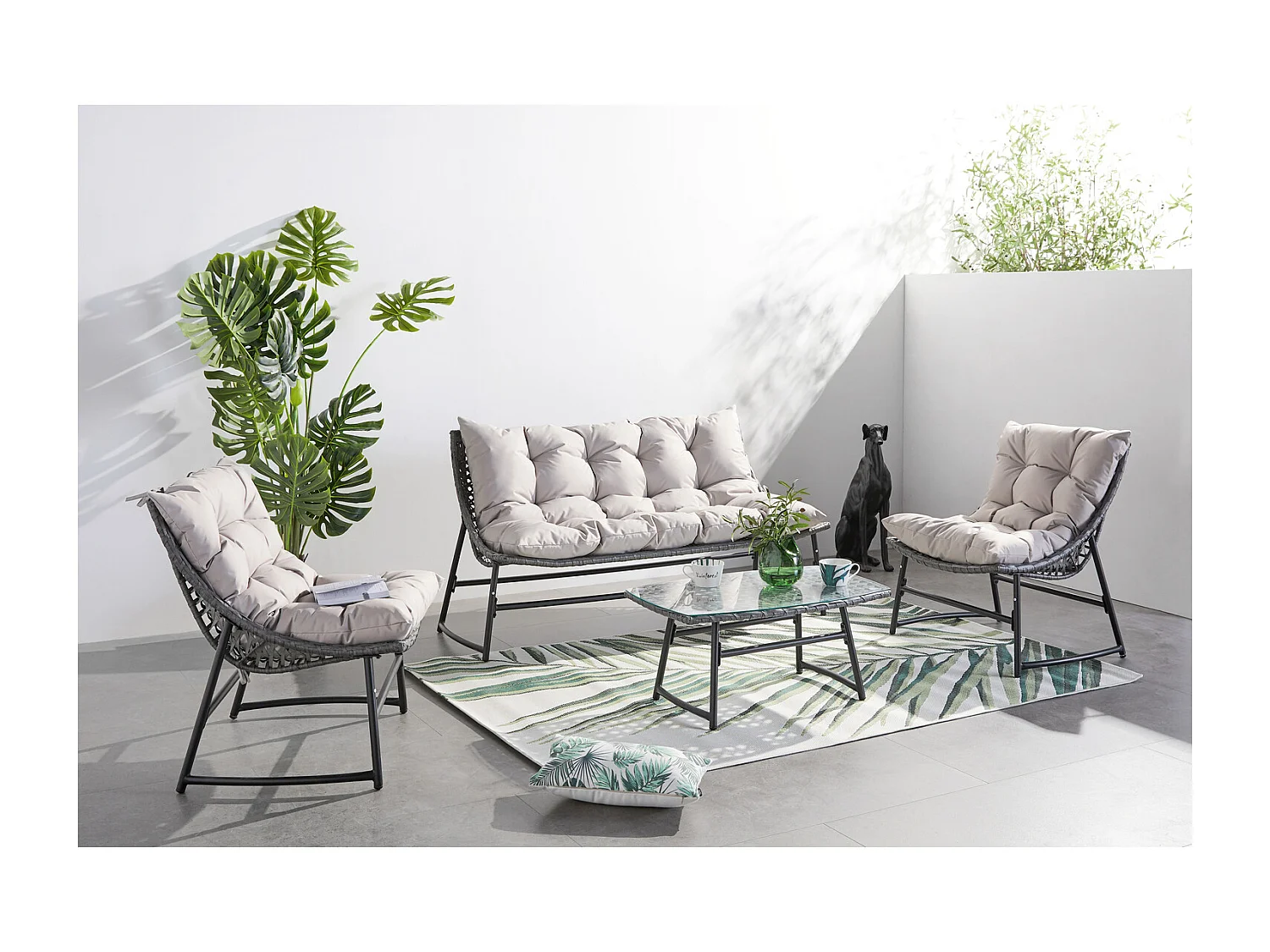 Niedrige Gartenmöbel für 4 Personen aus Kunstharz, grau  GUAHANA