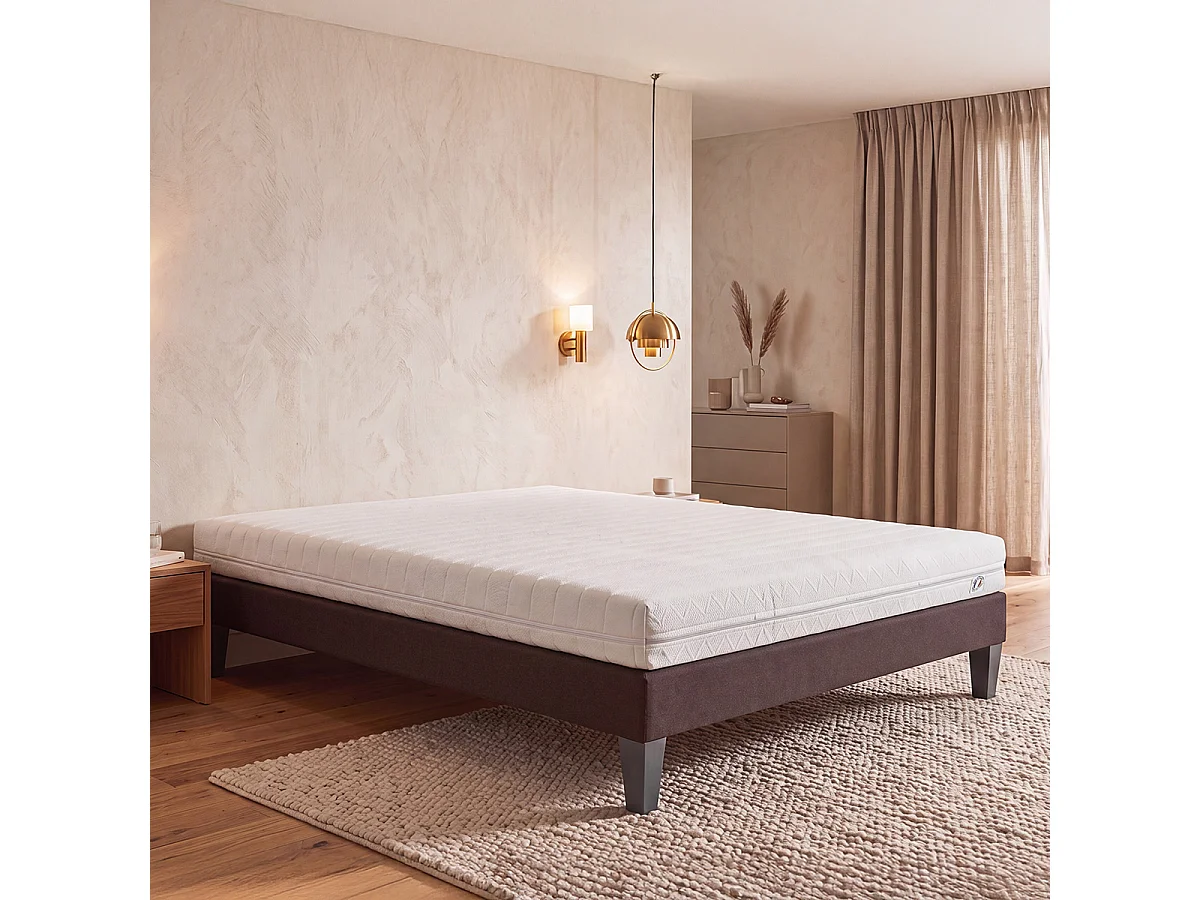 Matelas Egio - Mousse au toucher latex - Ferme - 12 cm - 140x200 cm
