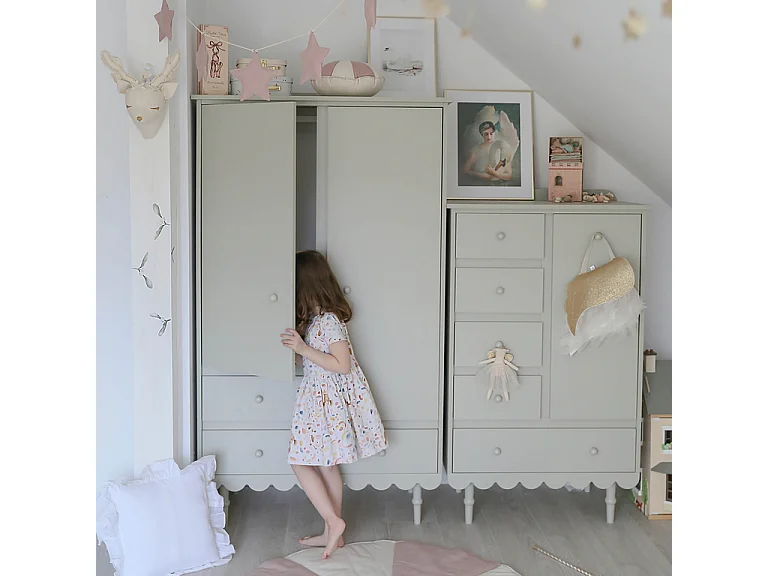 Armoire 2 portes 2 tiroirs Babushka Olive