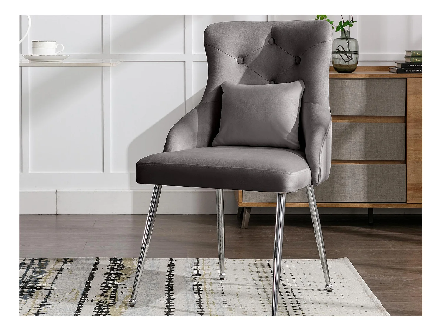 1 Chaise rembourrée en velours avec un coussin - Gris