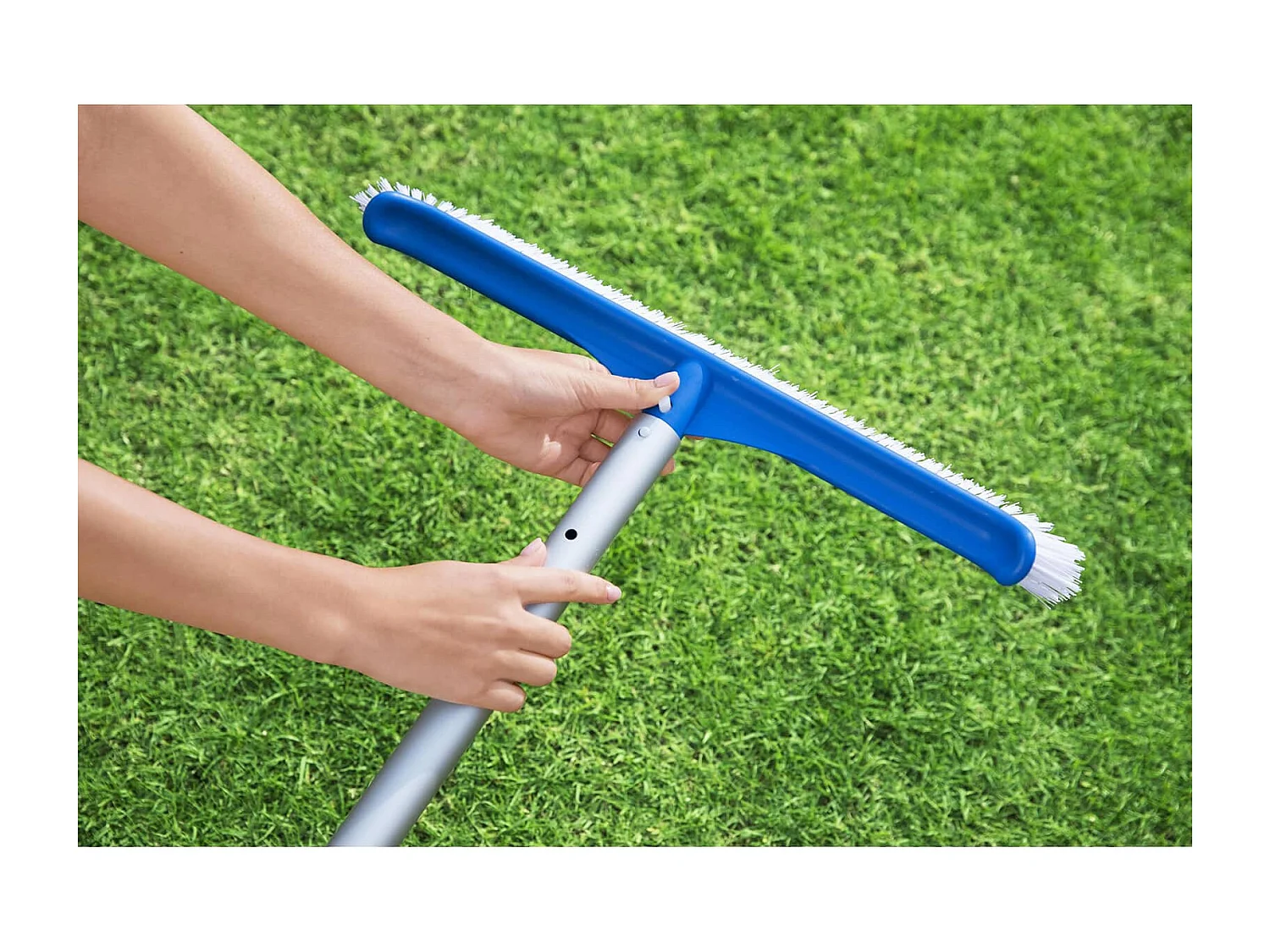 Cepillo Piscina Bestway Aquabroom 45,7 cm