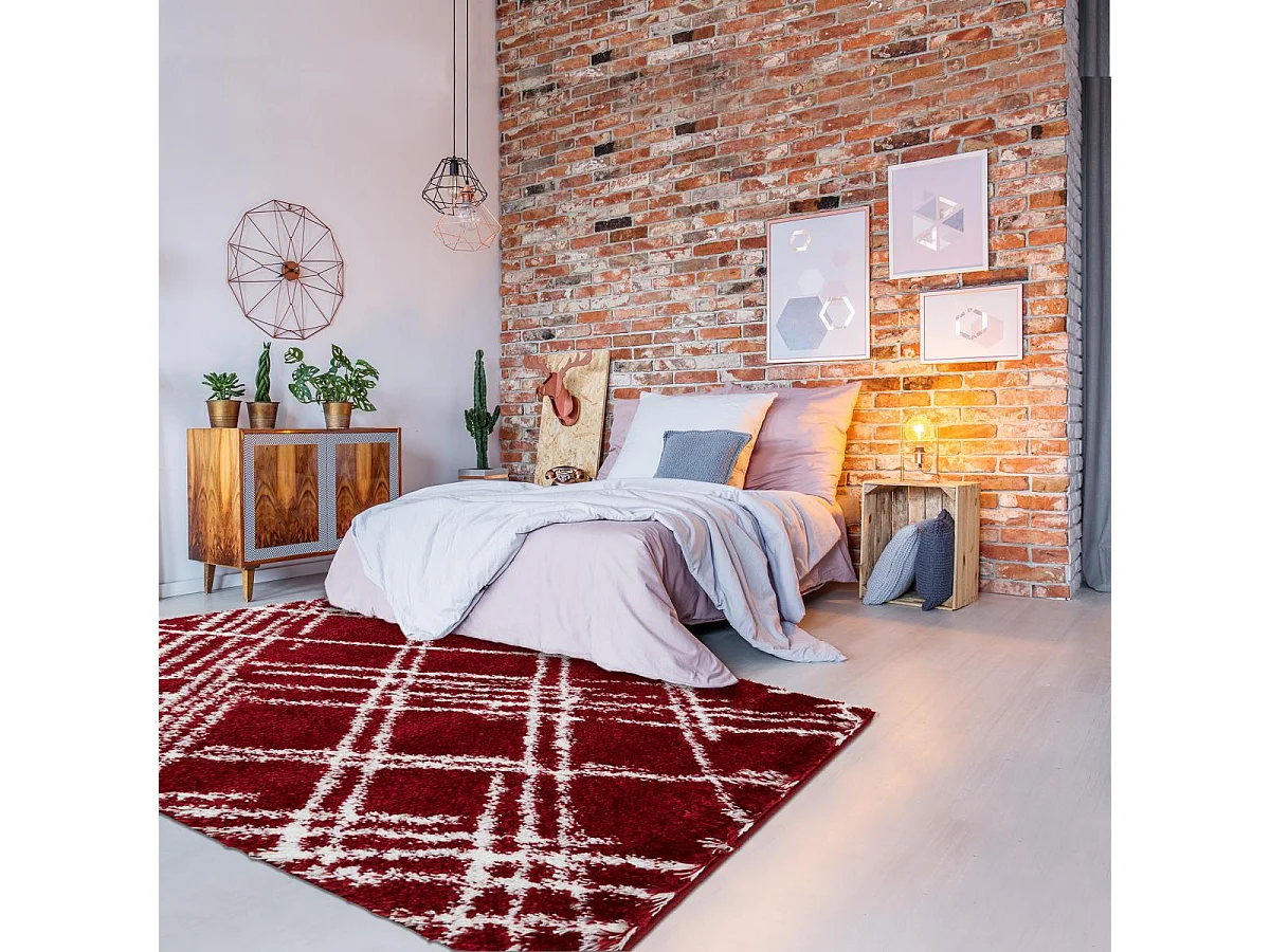 Tapis shaggy 67x180 rectangle tissé rouge et blanc motif géométrique EMBER 1