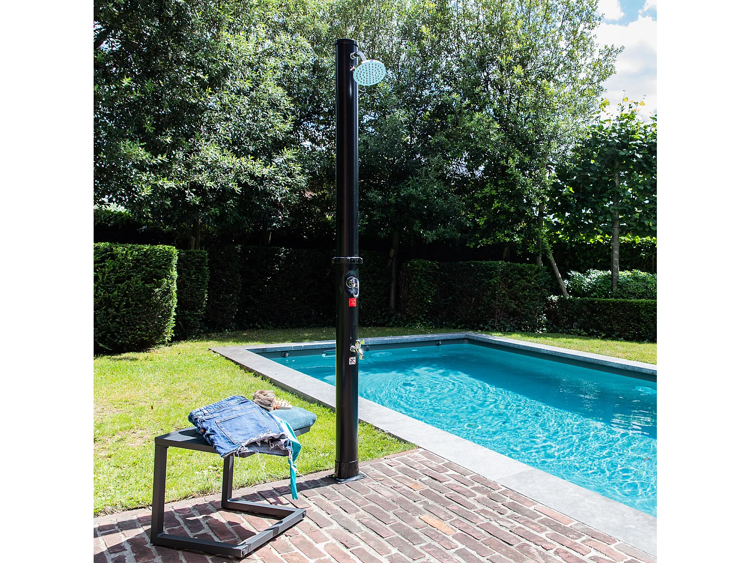 Douche solaire MOOREA noire 18L