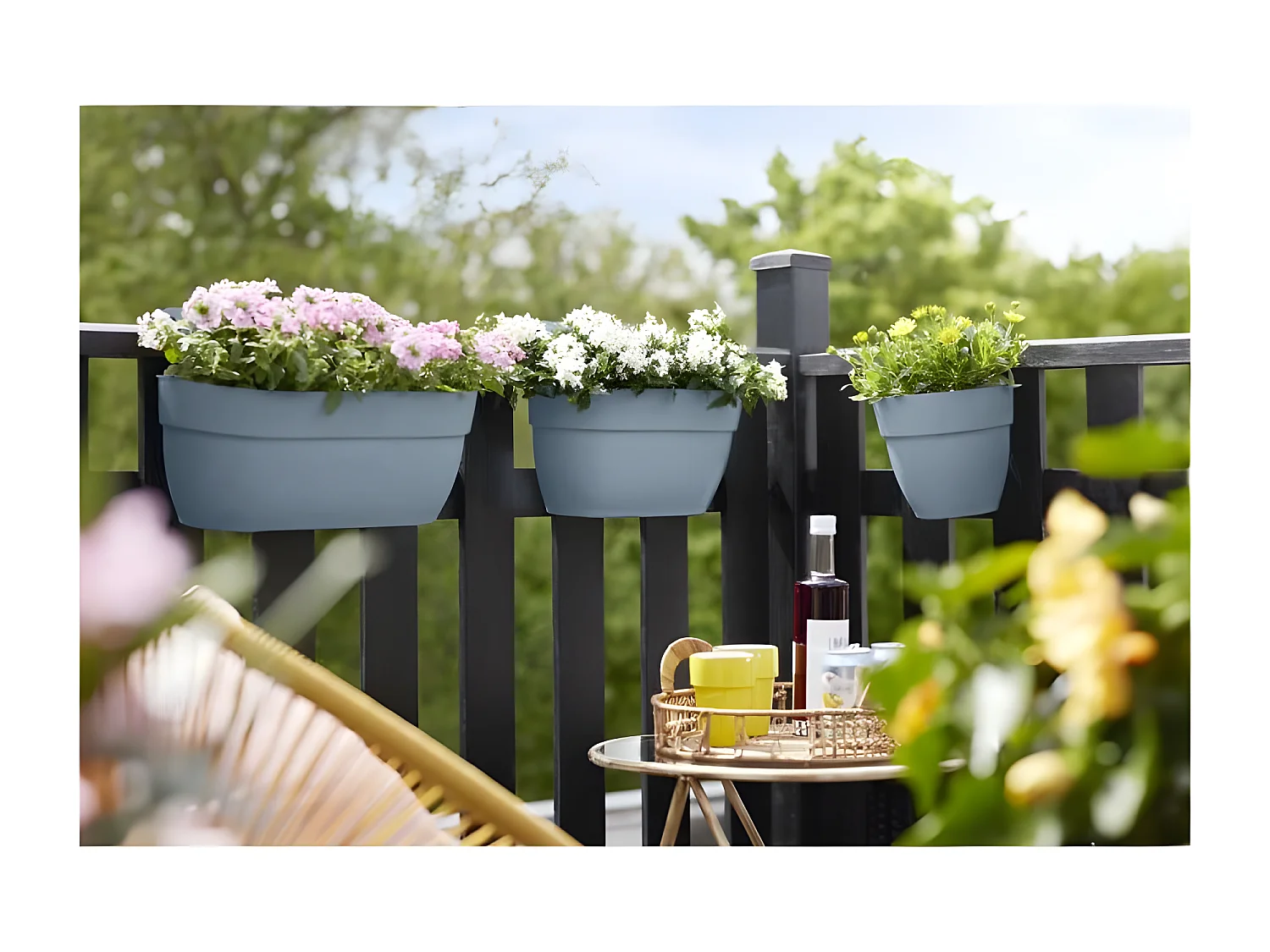 Pot de fleurs - Vibia Campana Easy Hanger Medium - Bleu Vintage - Balcon extérieur - L 24.1 x W 36 x H 26.5 cm