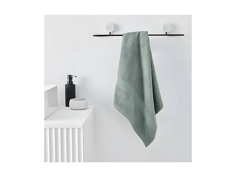 Toalla de 450 gramos de rizo 100% algodón. 50x90cm Turquesa