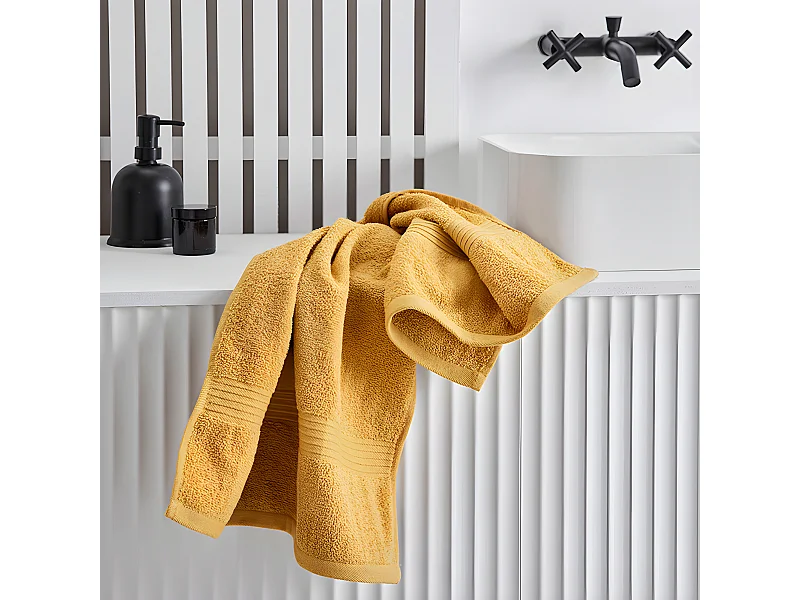 Serviette de 450 grammes de 100% coton éponge. 30x50cm Ocre