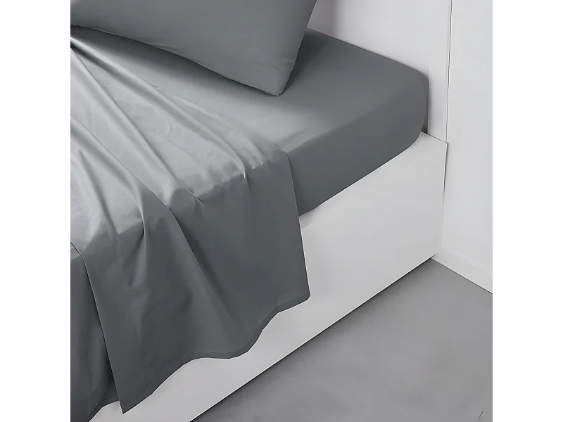 Feuille de comptoir 100% coton qualité 144 fils, en couleurs unies. Acier 10x270cm