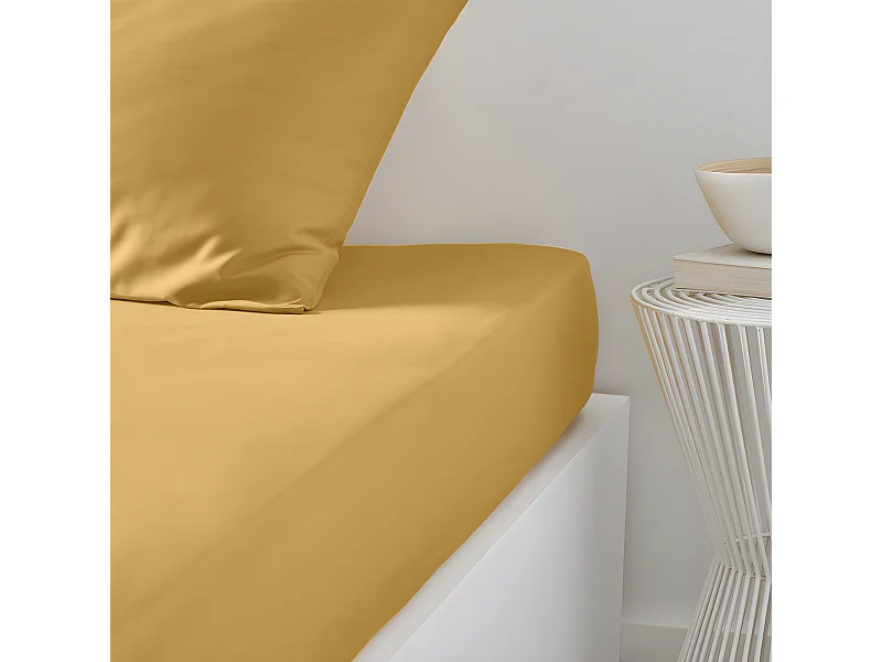 Hoeslaken 100% katoenkwaliteit 144 draden, in effen kleuren. Oker 90x200cm