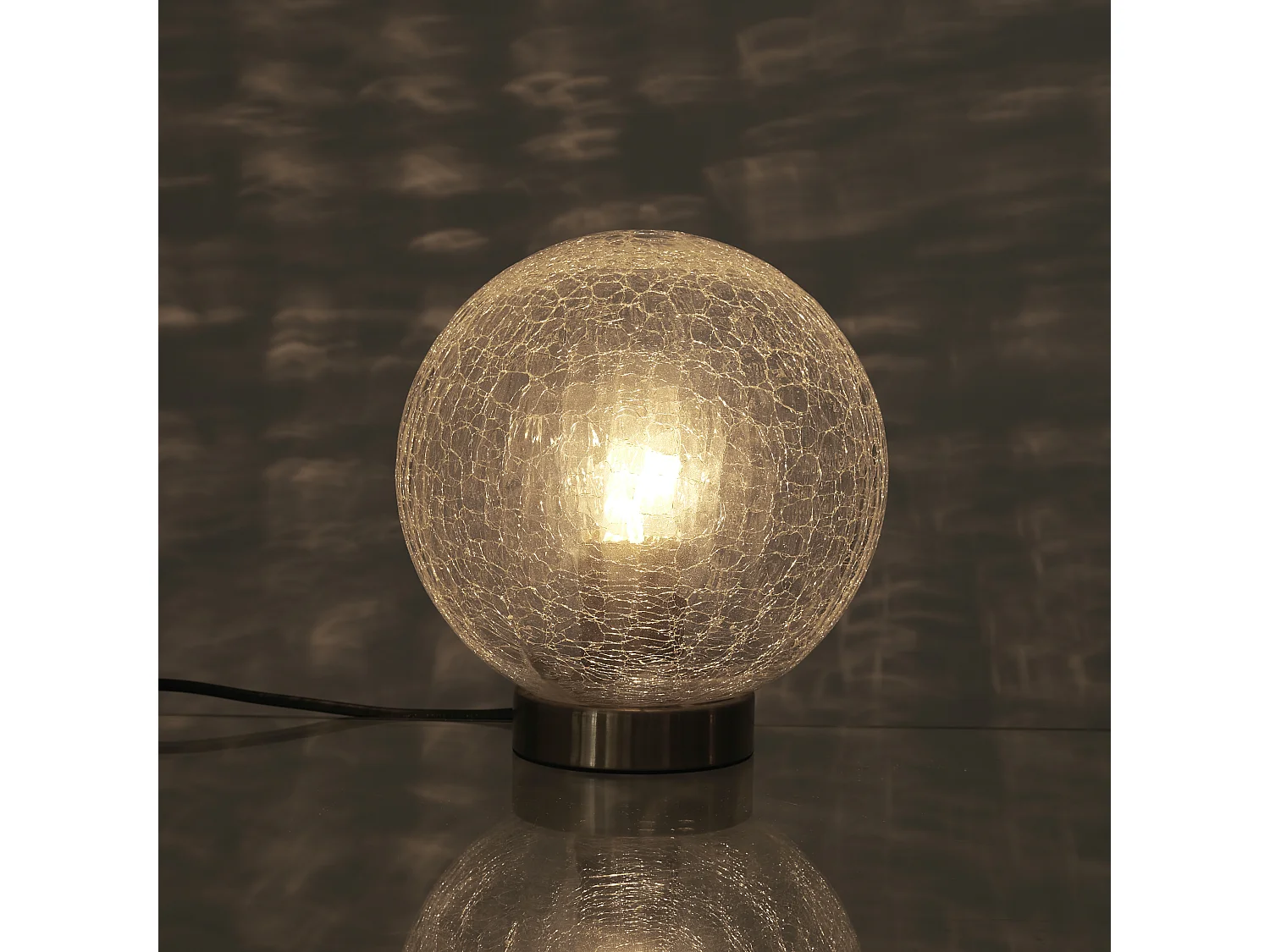 Lampe A Poser Boule En Verre Cisele Or, Transparent