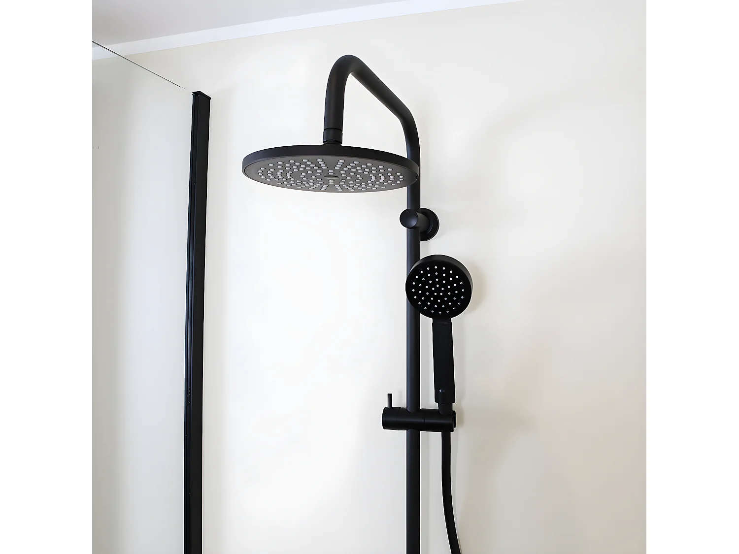 Delice Mechanische Duschsäule schwarz Essebagno