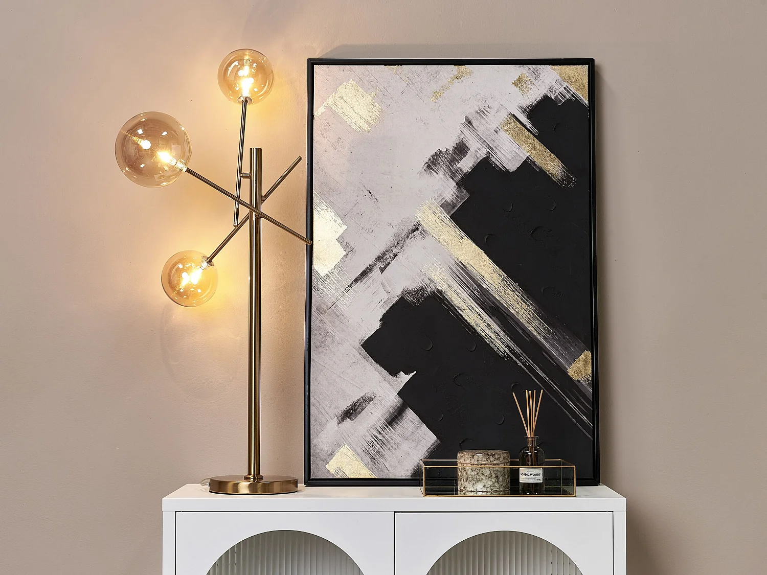 Tischlampe Metall und Glas gold rund mit 3 Schirmen Kugelform 70cm modern Tamesi