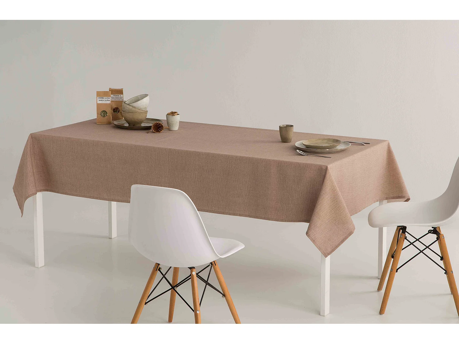 Nappe en coton résistant aux taches Abany Topo 140x200 cm - Marron