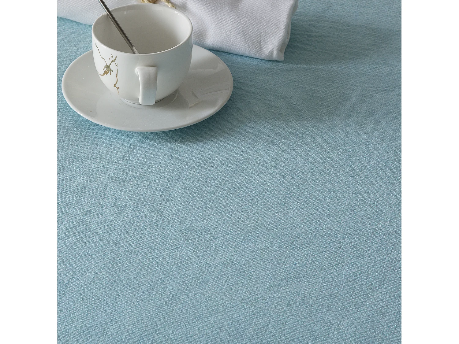 Colcha jacquard reversible Aura azul claro 270x270 cm