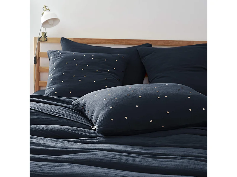 Taie d'oreiller à pois brodés double gaze de coton marine 50x70 cm