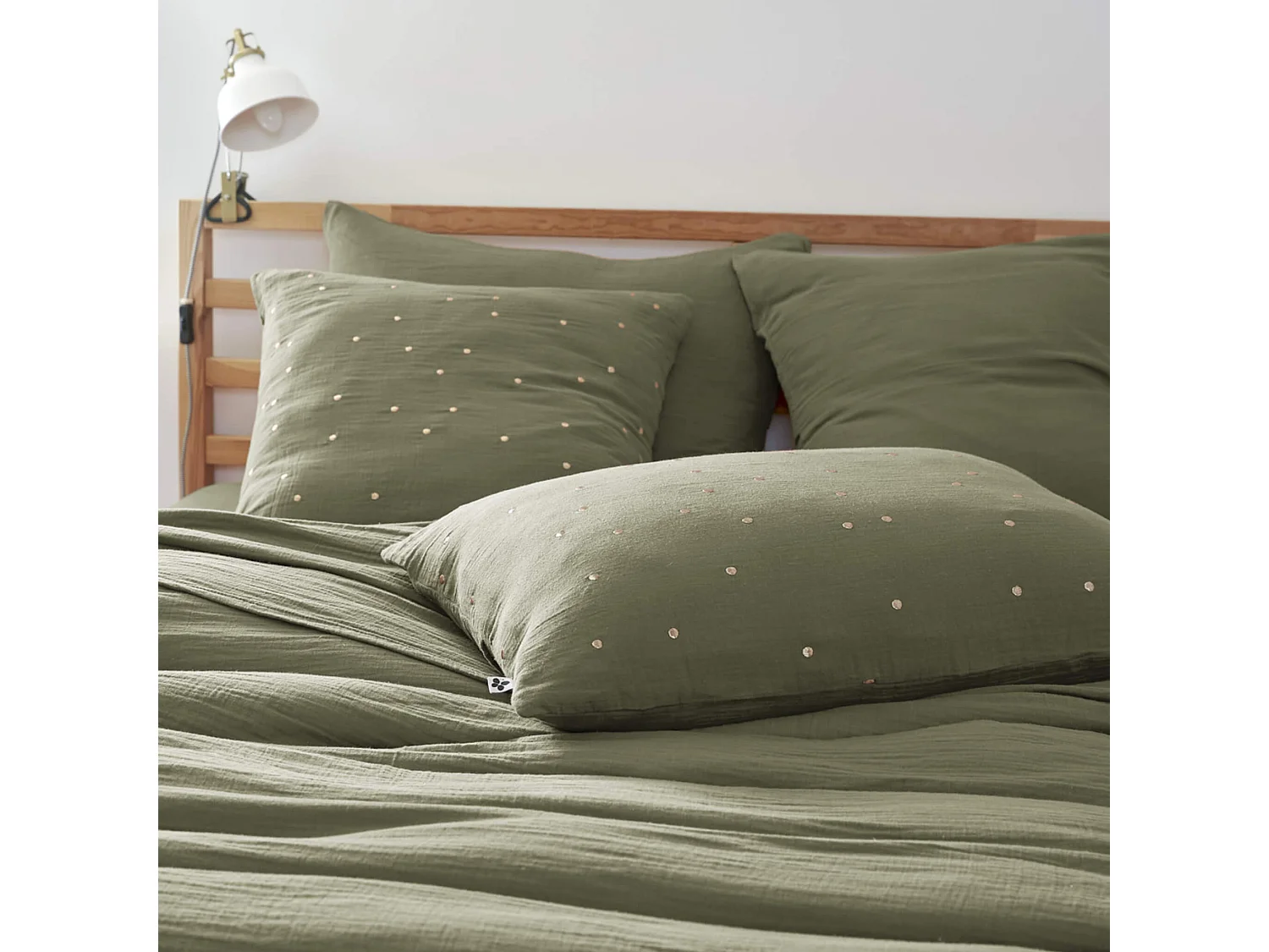 Lot de 2 taies d'oreillers à pois brodés double gaze de coton kaki 60x60