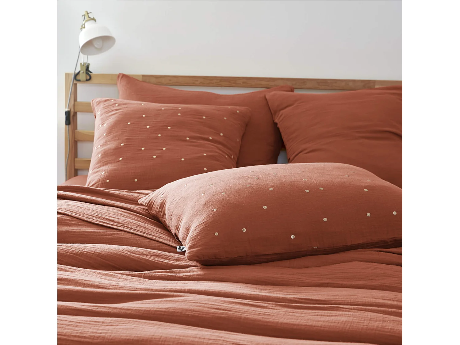 Lot de 2 taies d'oreillers à pois brodés double gaze de coton orange terracotta 50x70